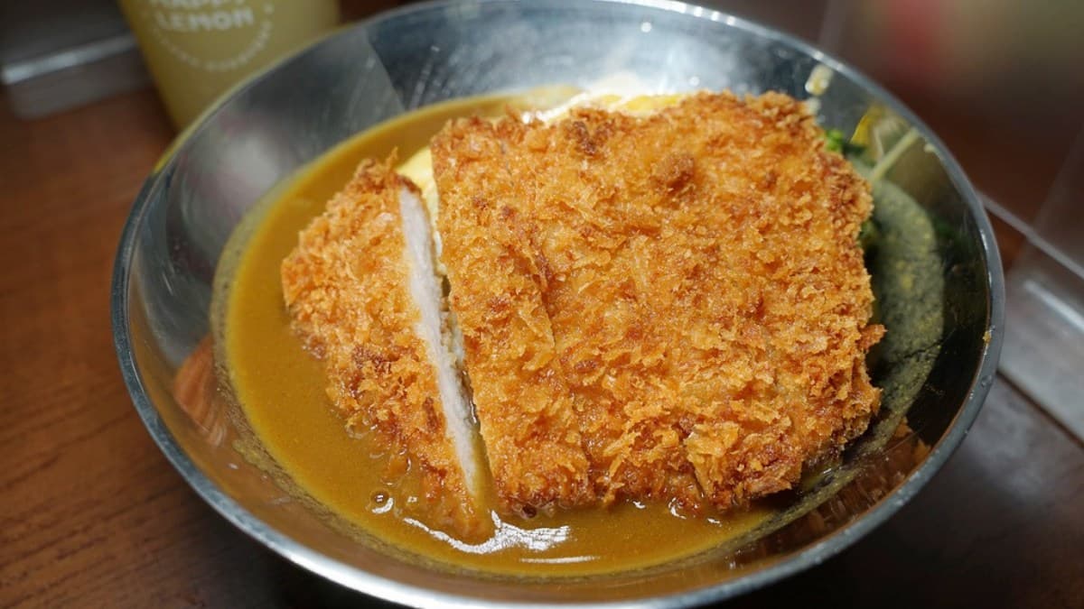 三時午咖哩屋(公館店)