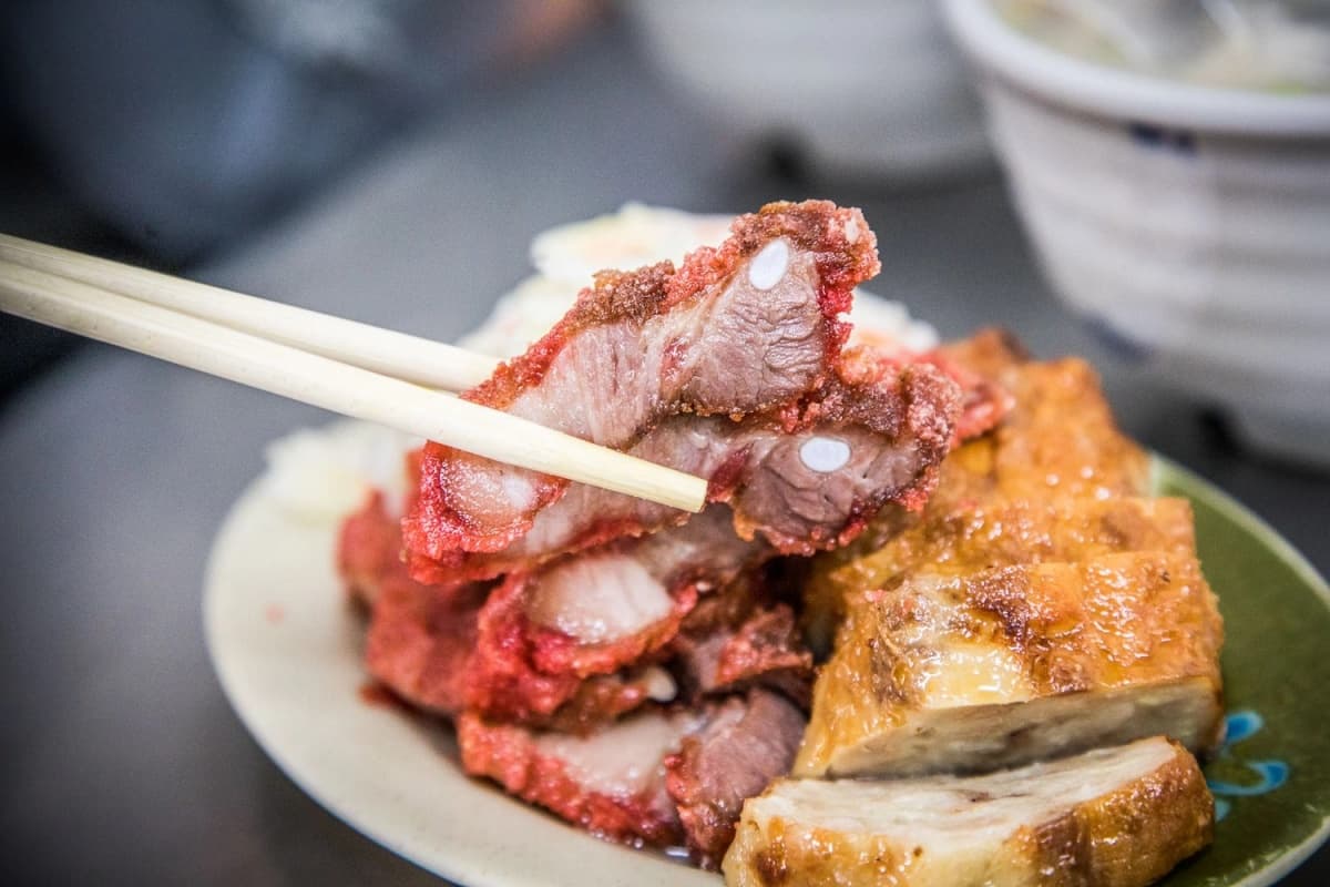 市場內ㄟ古早味!台中第五市場6銅板美食:內行1次買10碗、66年爆餡麻糬 市場內ㄟ古早味!台中第五市場6銅板美食:內行1次買10碗、66年爆餡麻糬
