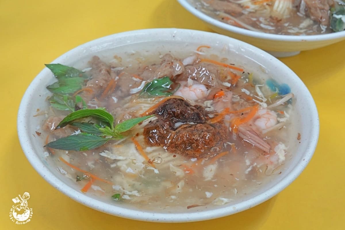 市場內ㄟ古早味!台中第五市場6銅板美食:內行1次買10碗、66年爆餡麻糬 市場內ㄟ古早味!台中第五市場6銅板美食:內行1次買10碗、66年爆餡麻糬