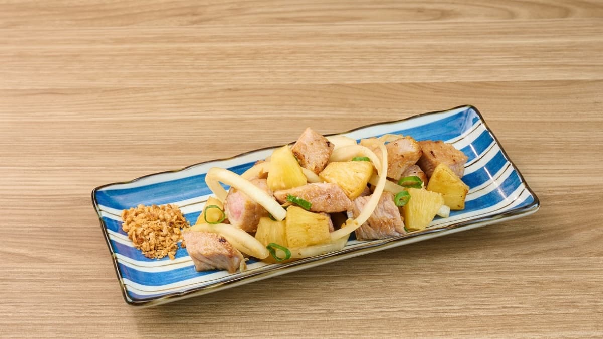 身分證有9站出來!王品全新「就饗鐵板燒」開幕,250元起自助吧吃到飽+送蛋 身分證有9站出來!王品全新「就饗鐵板燒」開幕,250元起自助吧吃到飽+送蛋