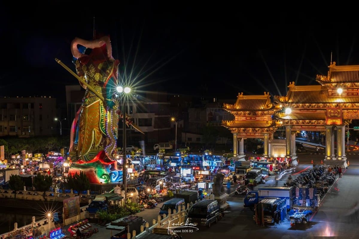 台南隱藏版新夜市來了!藏身「全台最大媽祖廟」週六也能逛,這天起試辦快衝 台南隱藏版新夜市來了!藏身「全台最大媽祖廟」週六也能逛,這天起試辦快衝