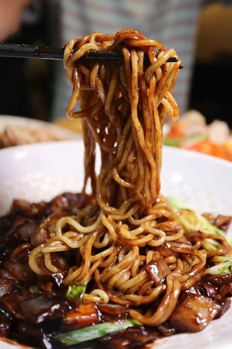味覺秒飛首爾!「韓國主廚」來台開賣正宗黑炸醬麵、糖醋肉,熟客都是韓國人 味覺秒飛首爾!「韓國主廚」來台開賣正宗黑炸醬麵、糖醋肉,熟客都是韓國人