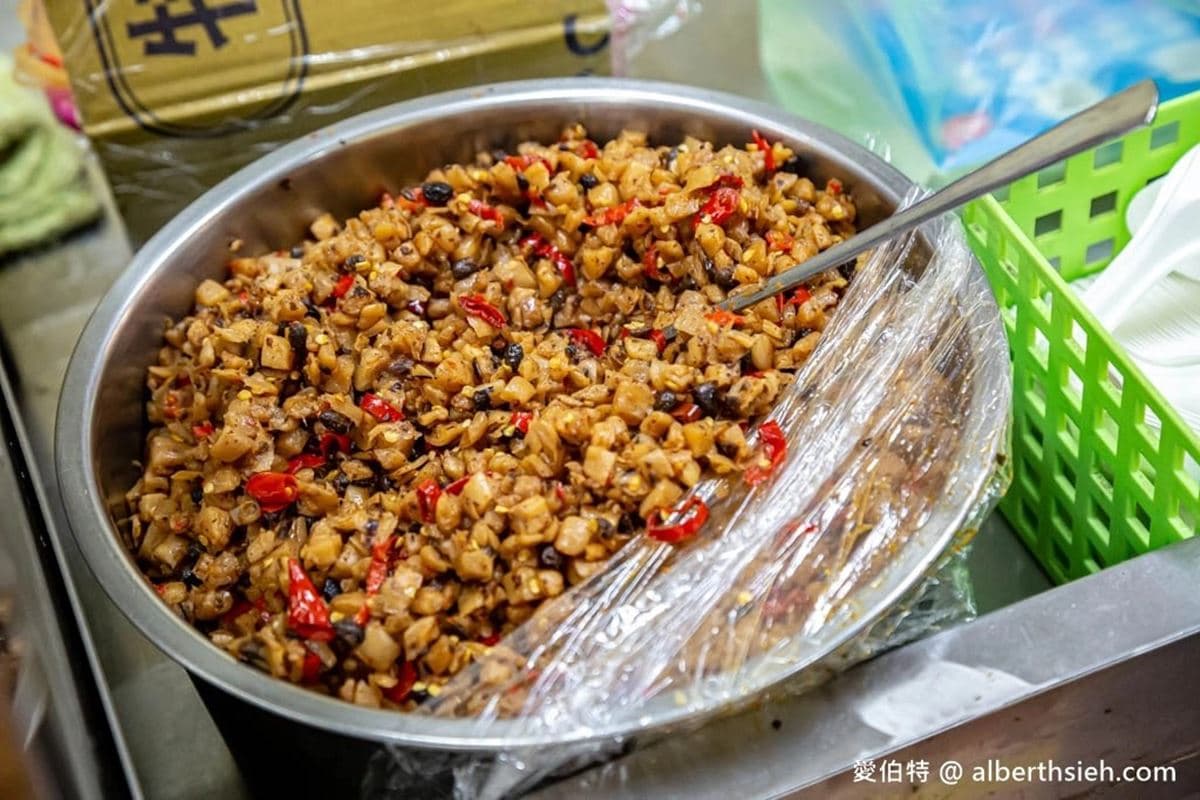 內行帶路吃龍潭!在地激推6超夯美食:巨無霸碗公榨菜麵、豆花冰沙免費續加 內行帶路吃龍潭!在地激推6超夯美食:巨無霸碗公榨菜麵、豆花冰沙免費續加