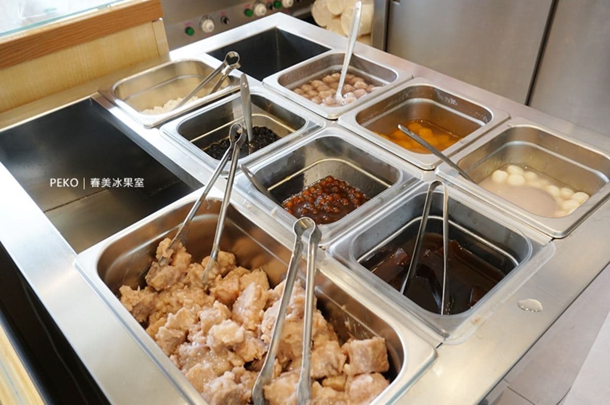 消暑開嗑!超狂「芋頭瀑布牛奶冰」滿料超欠吃,芋泥+蜜芋頭+芋圓3重暴擊 消暑開嗑!超狂「芋頭瀑布牛奶冰」滿料超欠吃,芋泥+蜜芋頭+芋圓3重暴擊