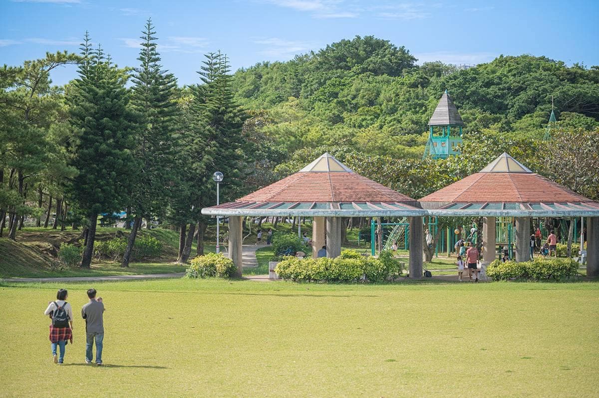 免費玩「沖繩最強公園」!佔地萬坪玩翻「7座巨型滑梯」,還能邊划船邊餵魚 免費玩「沖繩最強公園」!佔地萬坪玩翻「7座巨型滑梯」,還能邊划船邊餵魚