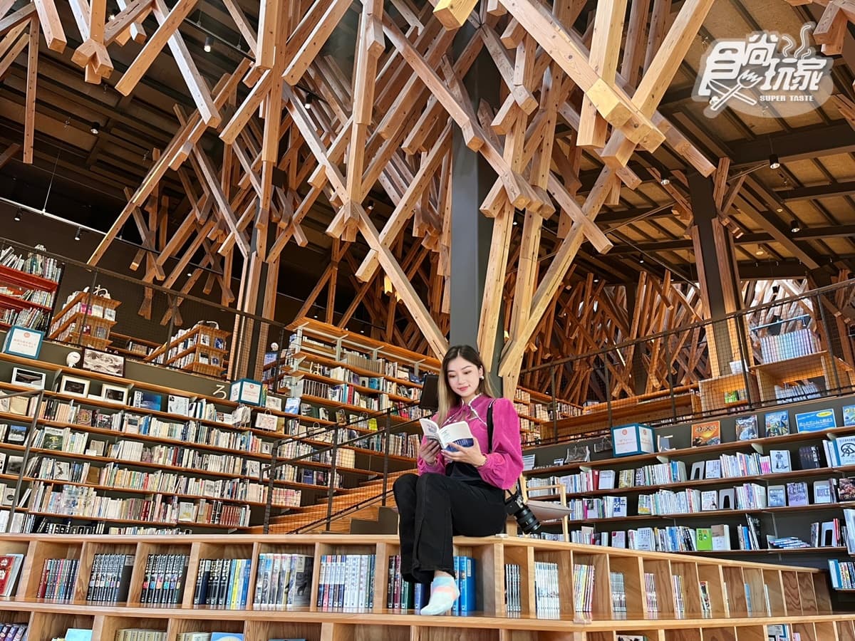 藏在山林祕境中!全日本最密集「隈研吾建築群」,森林圖書館、木造劇場超驚豔 藏在山林祕境中!全日本最密集「隈研吾建築群」,森林圖書館、木造劇場超驚豔