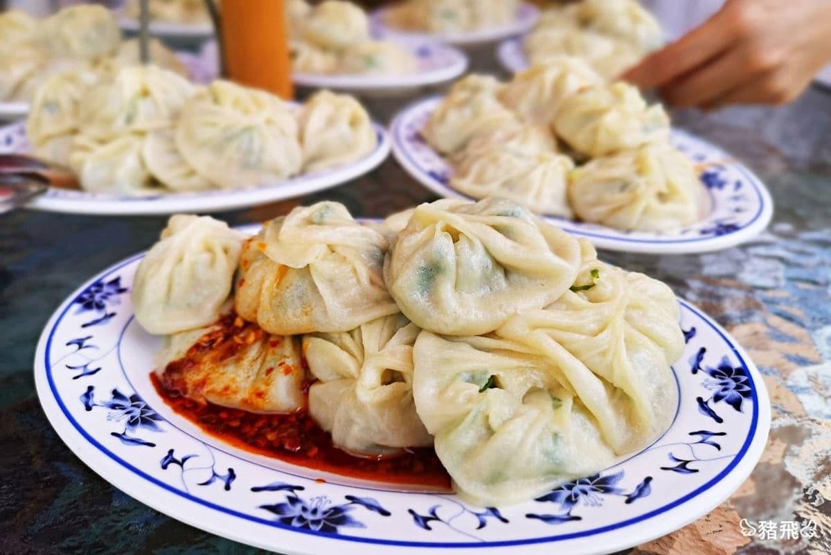 食尚鐵粉認證!宜蘭必吃6超強小吃:半熟蛋滷肉飯、排隊小籠包、炸蛋蔥油餅 食尚鐵粉認證!宜蘭必吃6超強小吃:半熟蛋滷肉飯、排隊小籠包、炸蛋蔥油餅