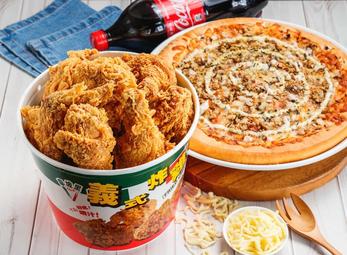 整桶都是雞腿!拿坡里披薩、炸雞組現省169元開吃,LINE Pay付款最高5%回饋 整桶都是雞腿!拿坡里披薩、炸雞組現省169元開吃,LINE Pay付款最高5%回饋
