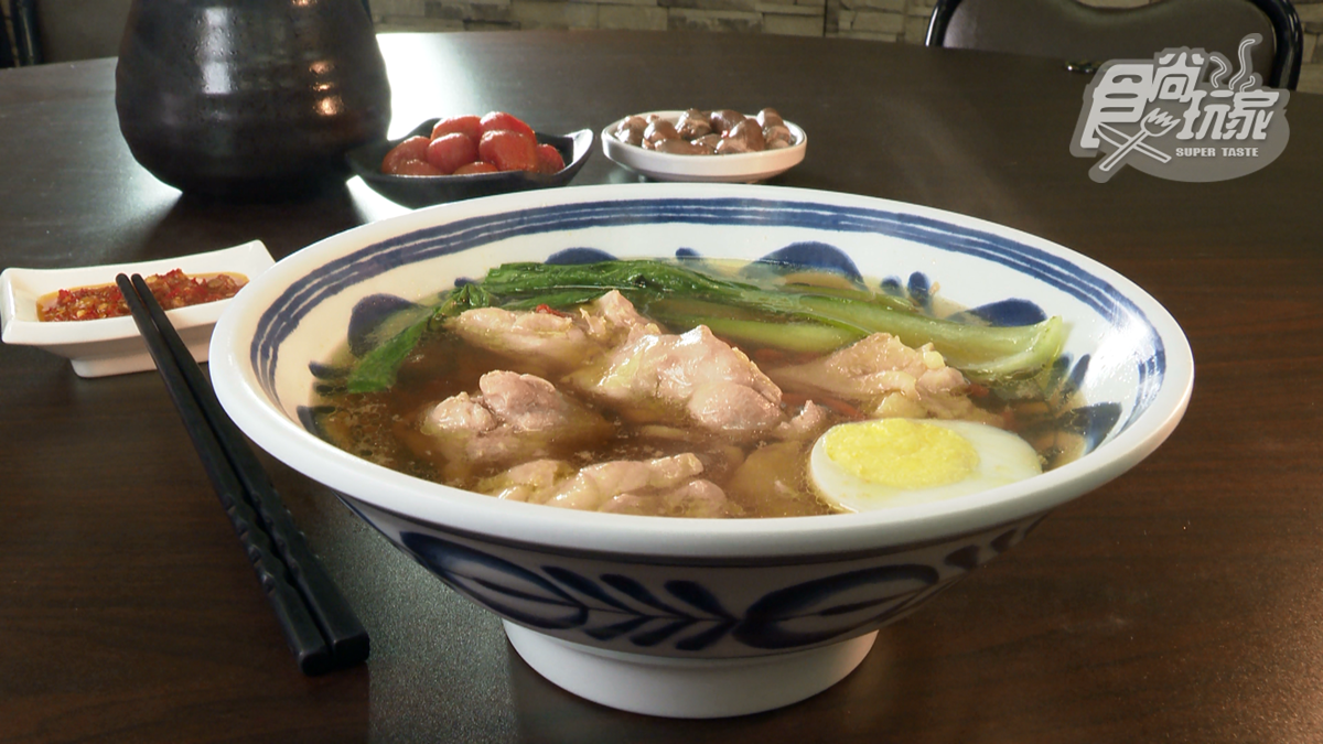 玖玖迷你土雞鍋(左營華夏店)