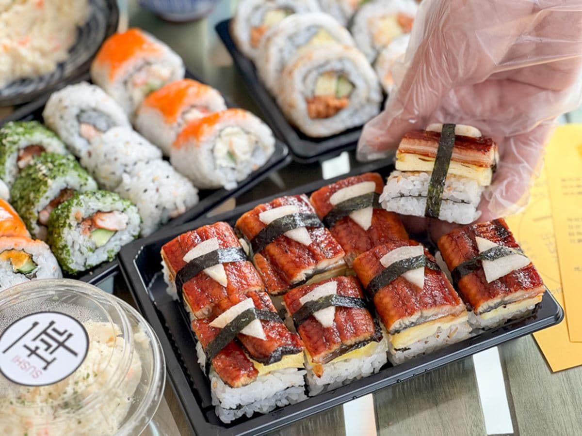 銅板價開吃!全台10高CP值外帶壽司:超狂芋泥口味、每顆10元起、24小時營業 銅板價開吃!全台10高CP值外帶壽司:超狂芋泥口味、每顆10元起、24小時營業