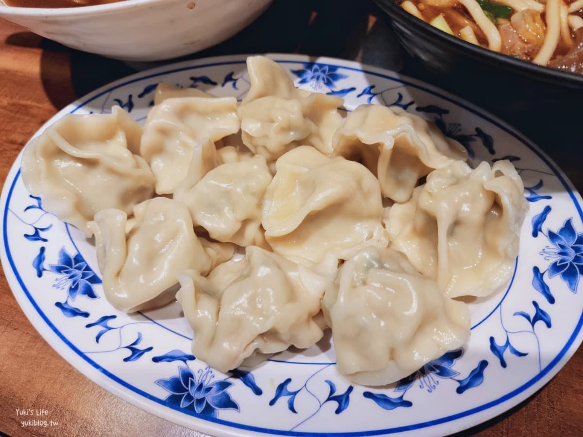 加湯加麵都免費!桃園「超狂牛肉麵」150元吃到撐,還附豆花、豆漿、飲料暢飲 加湯加麵都免費!桃園「超狂牛肉麵」150元吃到撐,還附豆花、豆漿、飲料暢飲