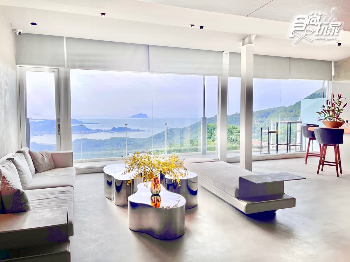 躺浴缸爽看無敵海景!九份新民宿「曉宅山」最美房型開箱,小陽台喝免費現磨咖啡 躺浴缸爽看無敵海景!九份新民宿「曉宅山」最美房型開箱,小陽台喝免費現磨咖啡