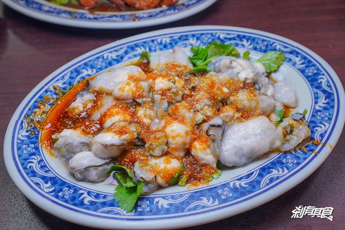 台中人激推熱炒!招牌必點「被擔仔麵耽誤滷肉飯」,從中午一路爽吃到宵夜 台中人激推熱炒!招牌必點「被擔仔麵耽誤滷肉飯」,從中午一路爽吃到宵夜