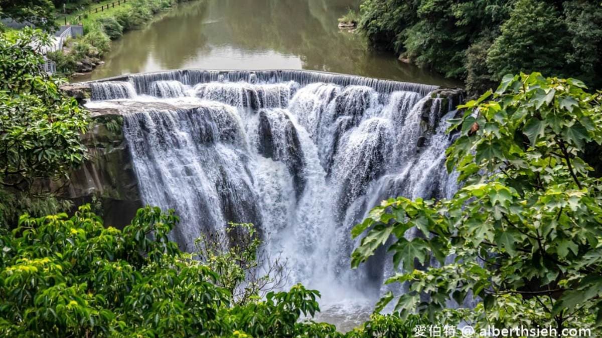 十分瀑布公園 img