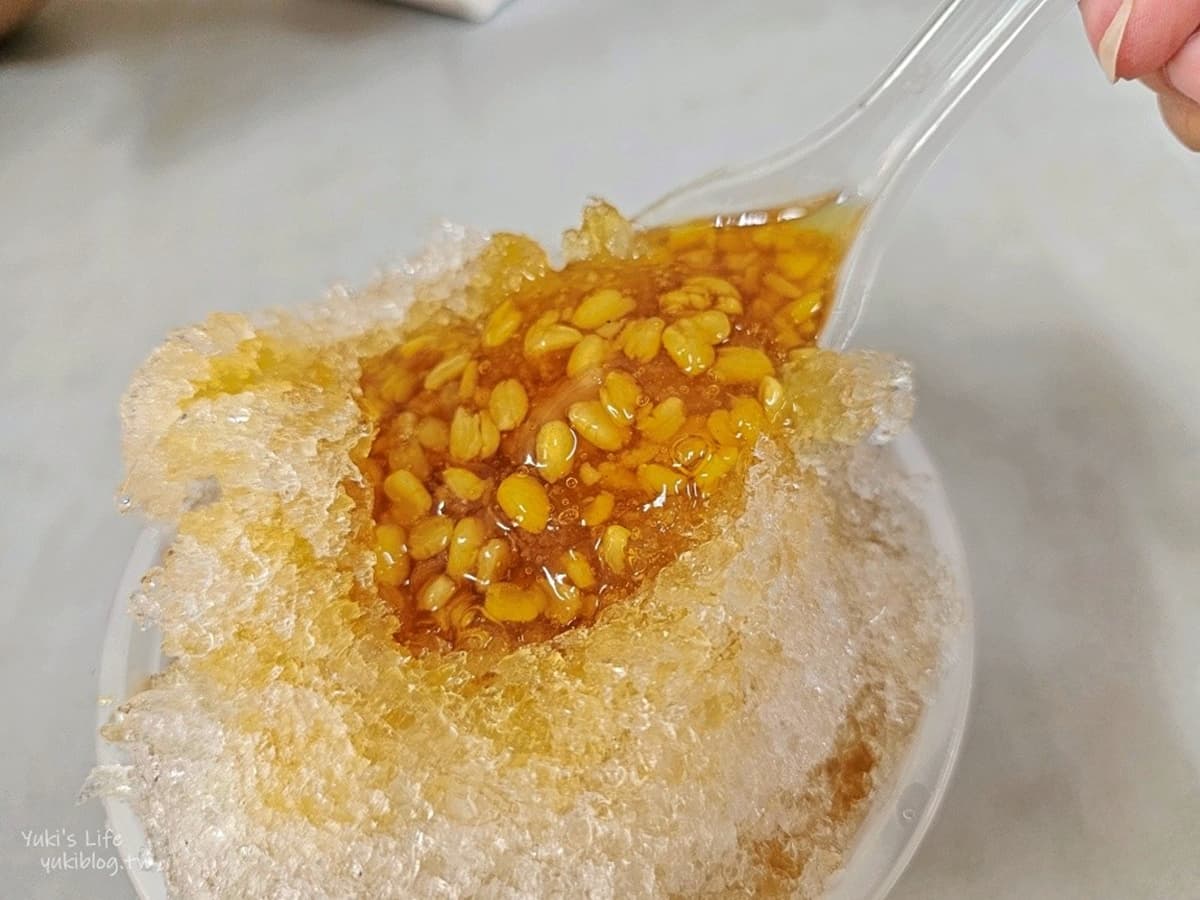 拜土地公順路吃!大碗公「老牌綠豆蒜」料多撈不完,免費加碎冰、糖水太佛心 拜土地公順路吃!大碗公「老牌綠豆蒜」料多撈不完,免費加碎冰、糖水太佛心