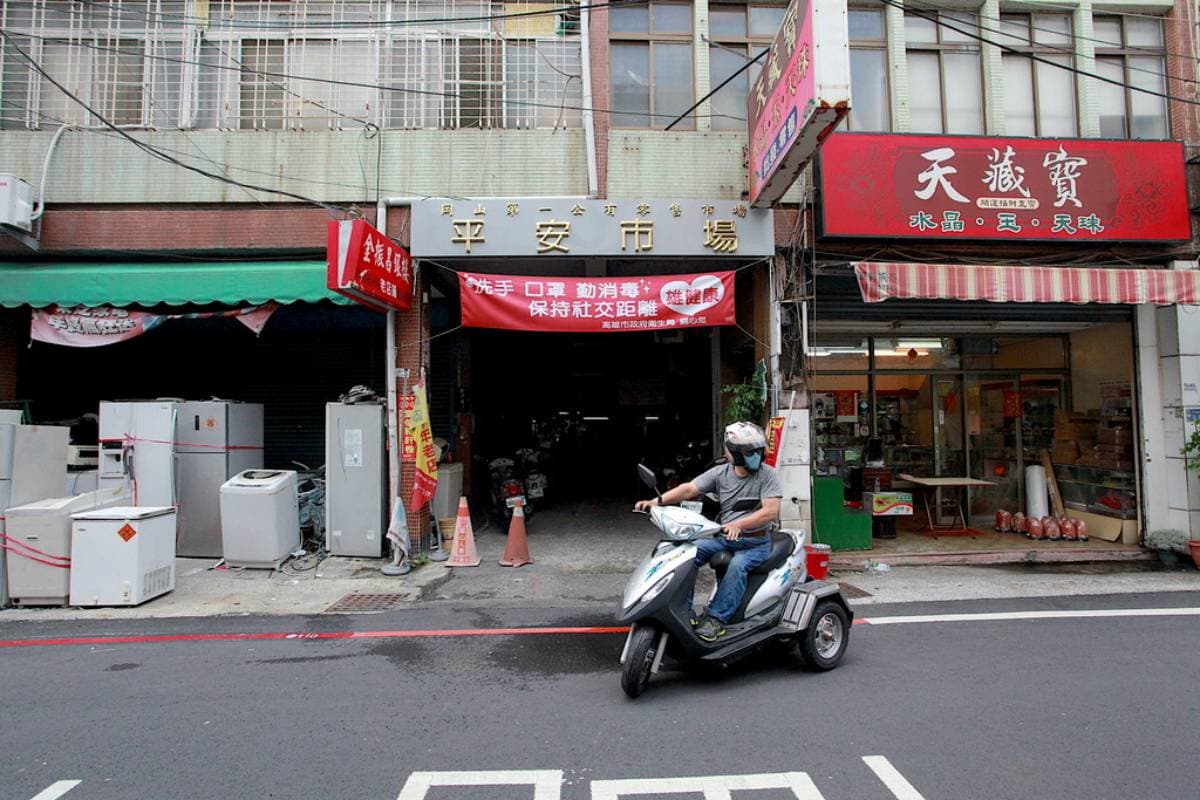 只有高雄吃得到!老市場90年「獨創豬肝捲」,金黃豆皮包「豆薯」口感超Q彈 只有高雄吃得到!老市場90年「獨創豬肝捲」,金黃豆皮包「豆薯」口感超Q彈