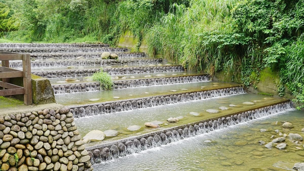 千層瀑布 img