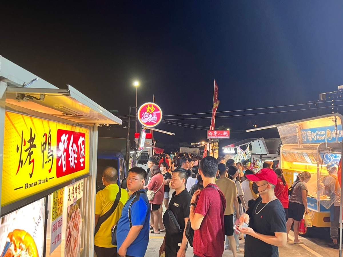 苗栗最新「週六夜市」來了!超過100家攤位+餐車逛到腿軟,加碼贈20元折價券 苗栗最新「週六夜市」來了!超過100家攤位+餐車逛到腿軟,加碼贈20元折價券