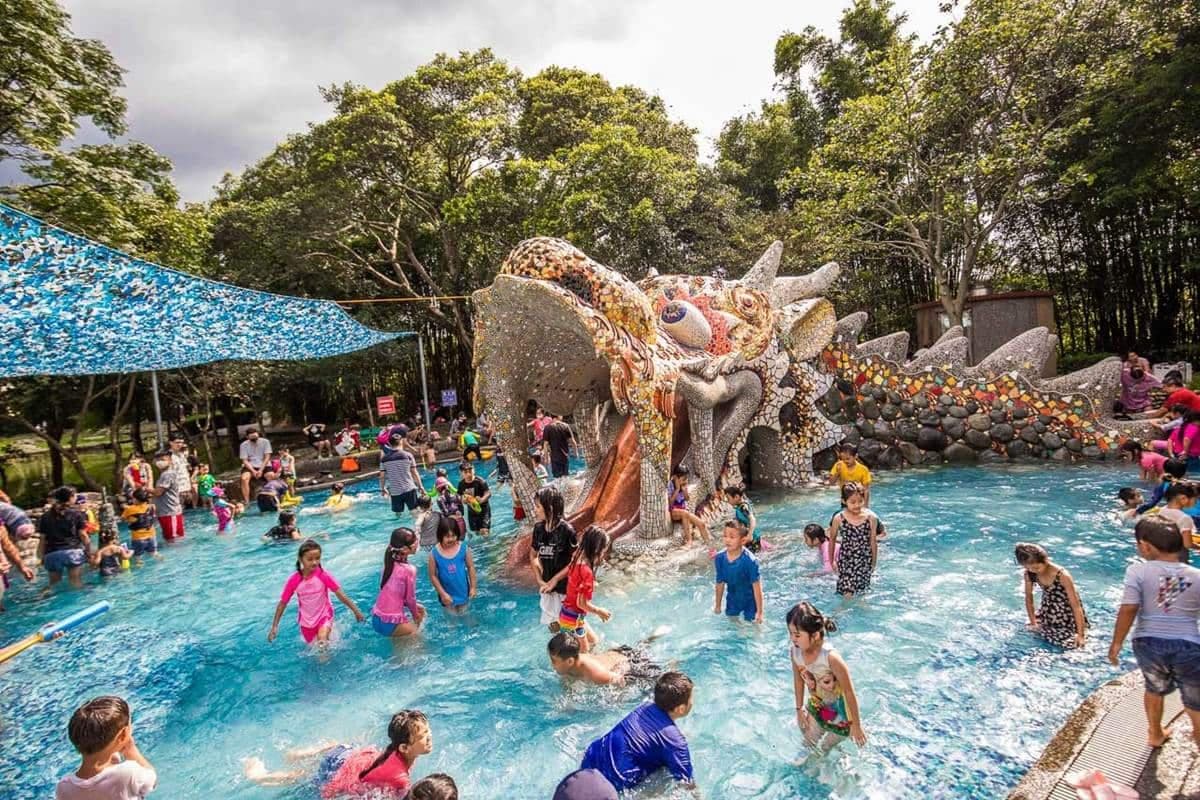 地方媽媽都不想說!10大「免門票玩水祕境」:階梯式瀑布、馬路旁天然湧泉 地方媽媽都不想說!10大「免門票玩水祕境」:階梯式瀑布、馬路旁天然湧泉