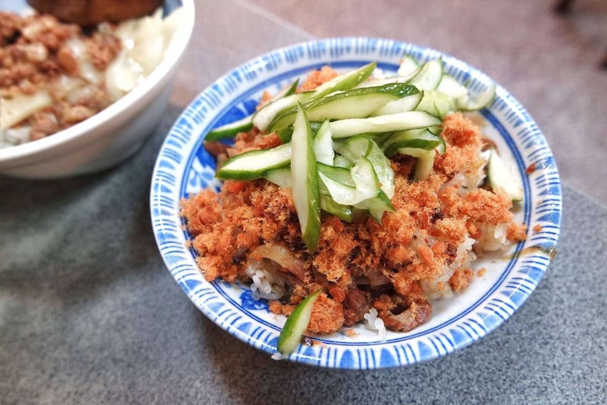 羅東夜市必吃8美食:爆量三星蔥餅、幽靈油飯,吃宜蘭不踩雷! 羅東夜市美食推薦:南方澳米糕