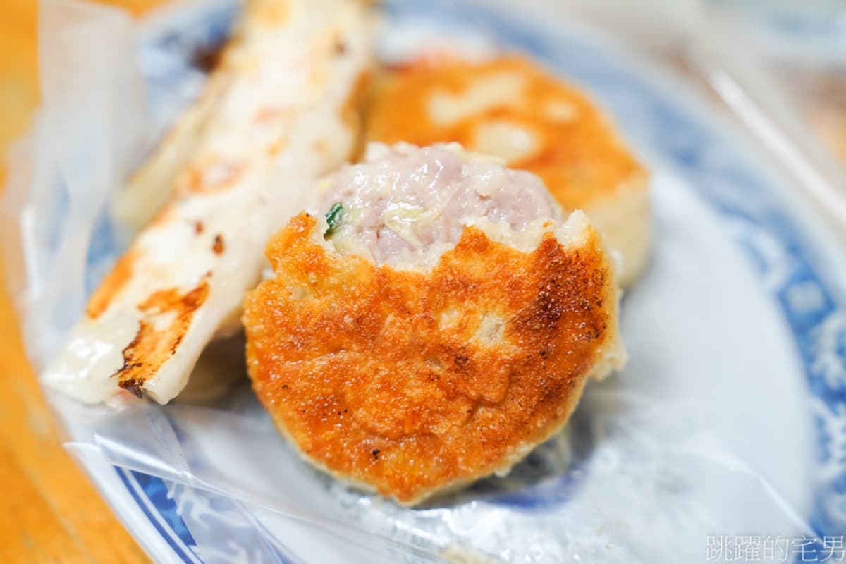 假期準備衝一波!花蓮10家「從早吃到晚」美食攻略:黃金梅子雞、排隊臭豆腐 假期準備衝一波!花蓮10家「從早吃到晚」美食攻略:黃金梅子雞、排隊臭豆腐