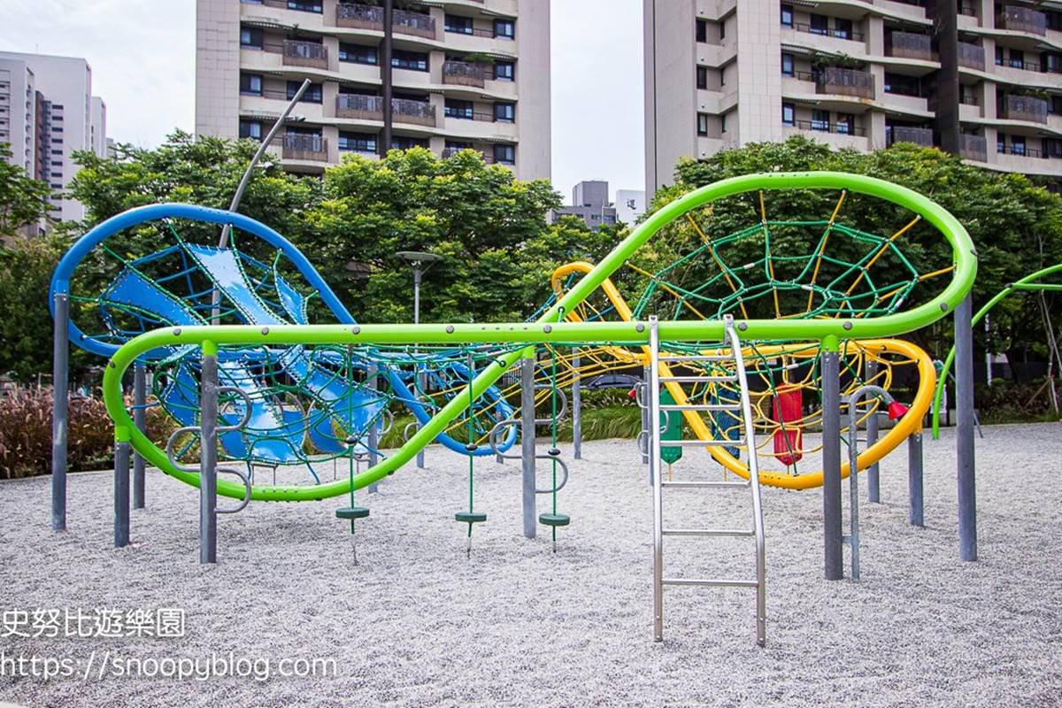 暑假帶小孩放電!新竹5大「親子公園」:瑪莉歐蘑菇城堡、2層樓高旋轉滑梯 暑假帶小孩放電!新竹5大「親子公園」:瑪莉歐蘑菇城堡、2層樓高旋轉滑梯