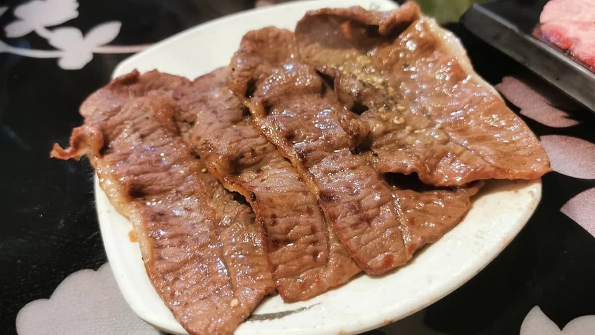 狠生氣日式燒肉冰淇淋吃到飽