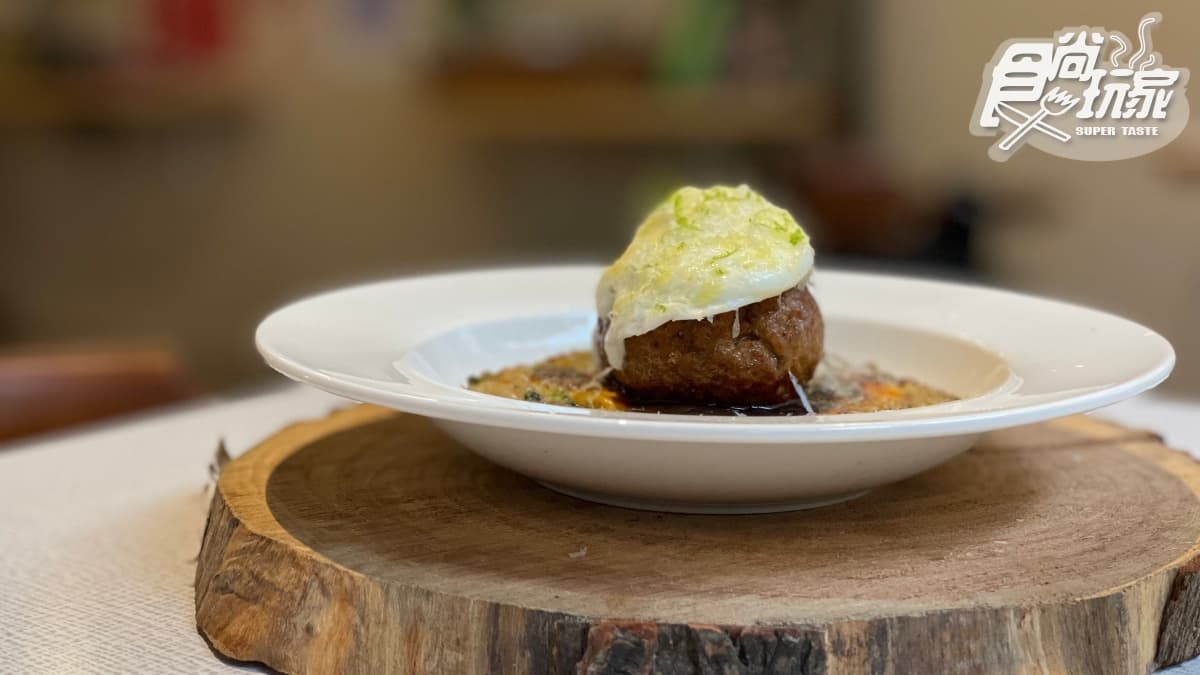 【新開店】台南Fliss從白天吃到深夜!必嗑超狂炭烤豬排、隱藏版奶酥麵包 【新開店】台南Fliss從白天吃到深夜!必嗑超狂炭烤豬排、隱藏版奶酥麵包