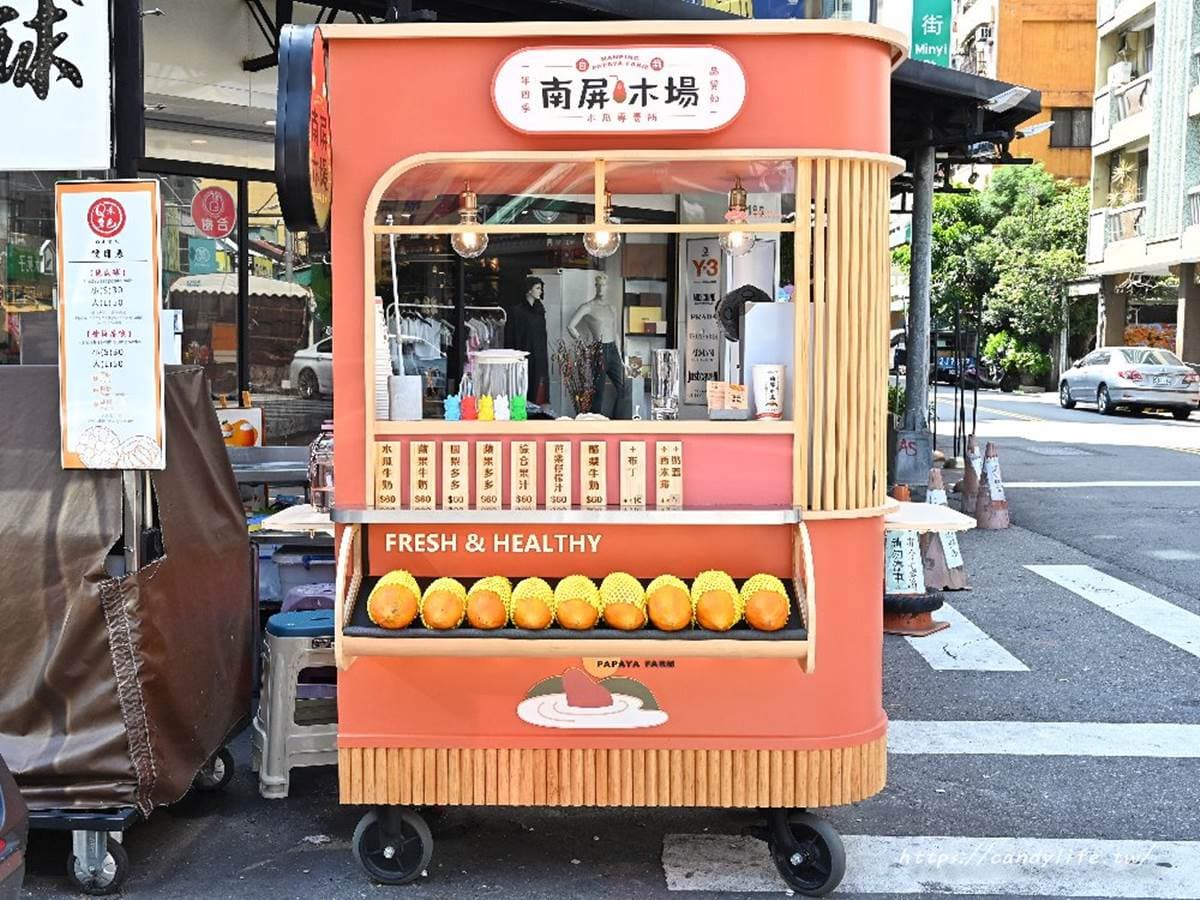 台中人喝過都說讚!10家「最強手搖飲」:1000cc整桶水果茶、開門就排爆 台中人喝過都說讚!10家「最強手搖飲」:1000cc整桶水果茶、開門就排爆