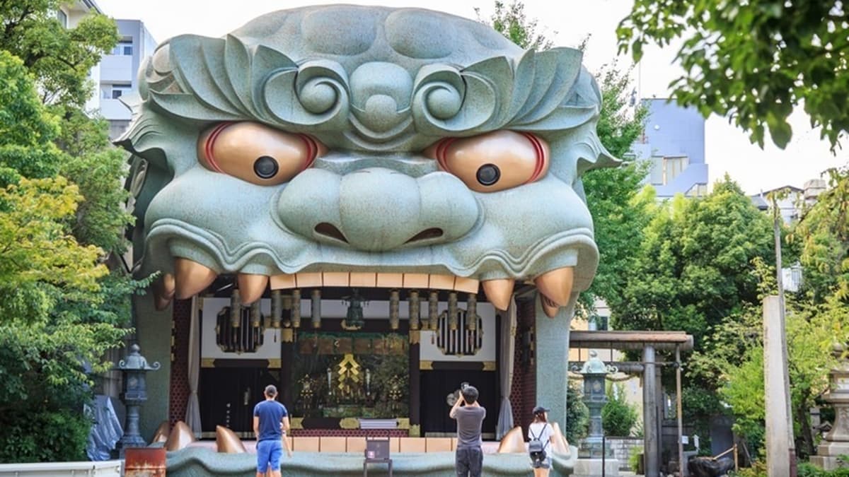 難波八阪神社 img