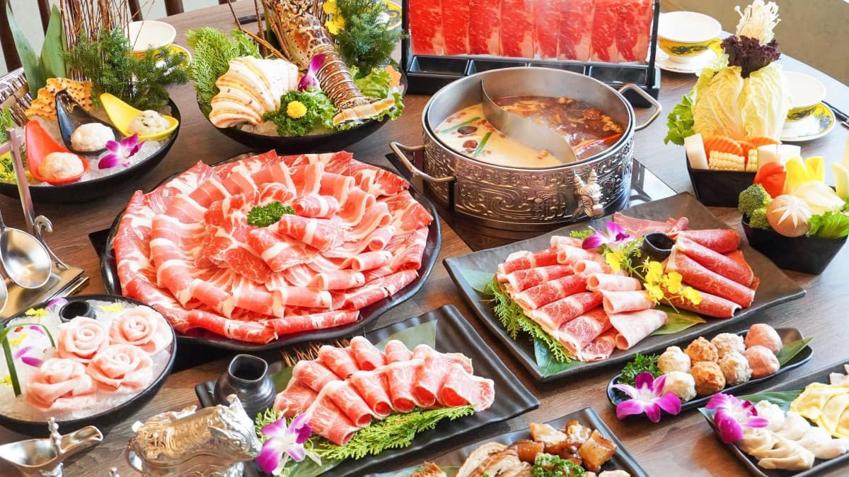 8月爽吃12家美食優惠!打卡送巨無霸生蠔、王品免費吃龍蝦、11元吃和牛肋骨 8月爽吃12家美食優惠!打卡送巨無霸生蠔、王品免費吃龍蝦、11元吃和牛肋骨