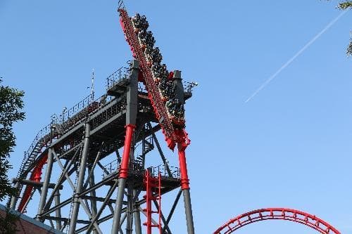 網友票選2023十大超刺激遊樂設施!大怒神排第4,「3層樓高垂直下滑」奪冠 網友票選2023十大超刺激遊樂設施!大怒神排第4,「3層樓高垂直下滑」奪冠