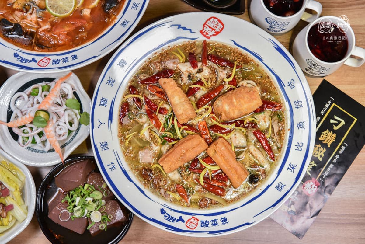吃爆台中最夯美食!逢甲夜市必排8家:超狂火山排骨、鮮蝦湯包、排隊肉夾饃 吃爆台中最夯美食!逢甲夜市必排8家:超狂火山排骨、鮮蝦湯包、排隊肉夾饃