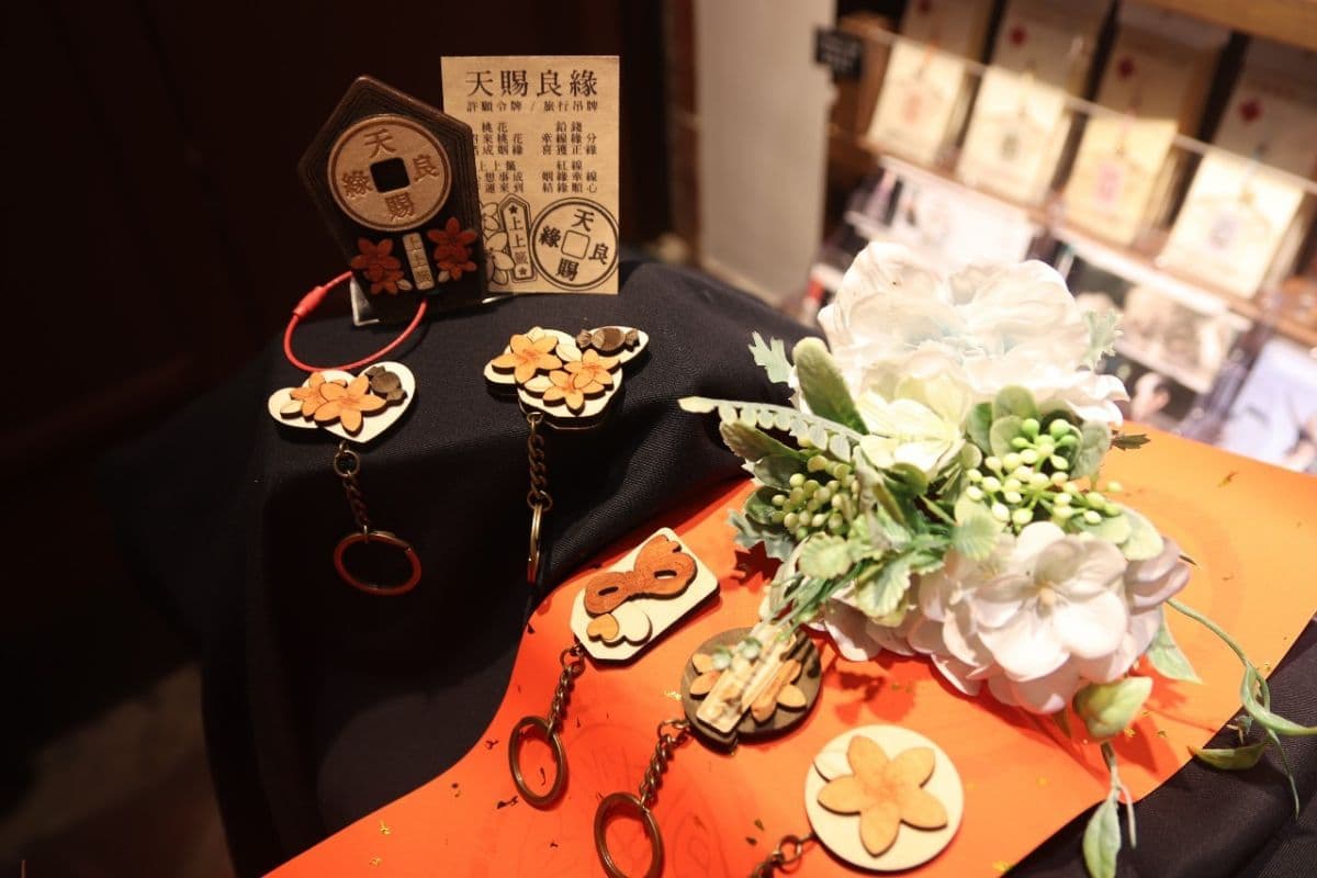 板橋七夕市集「這天」快閃登場!開逛7攤命理大師算姻緣,擲聖筊加碼送禮物 板橋七夕市集「這天」快閃登場!開逛7攤命理大師算姻緣,擲聖筊加碼送禮物