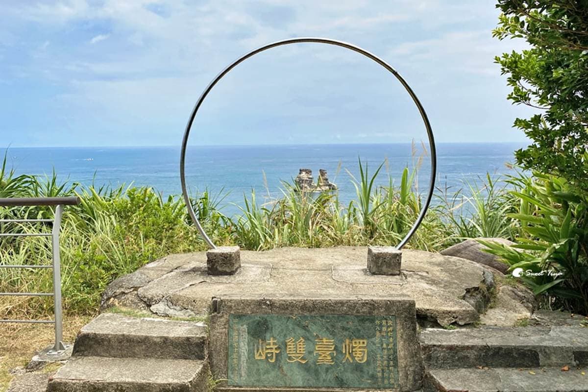 別只逛金山老街!新北人私藏6大祕境:無敵海景公車亭、全台戶外最大美術館 最快5分鐘輕鬆攻頂!新北9條懶人步道:台版「奧入瀨溪流」、絕美陰陽海