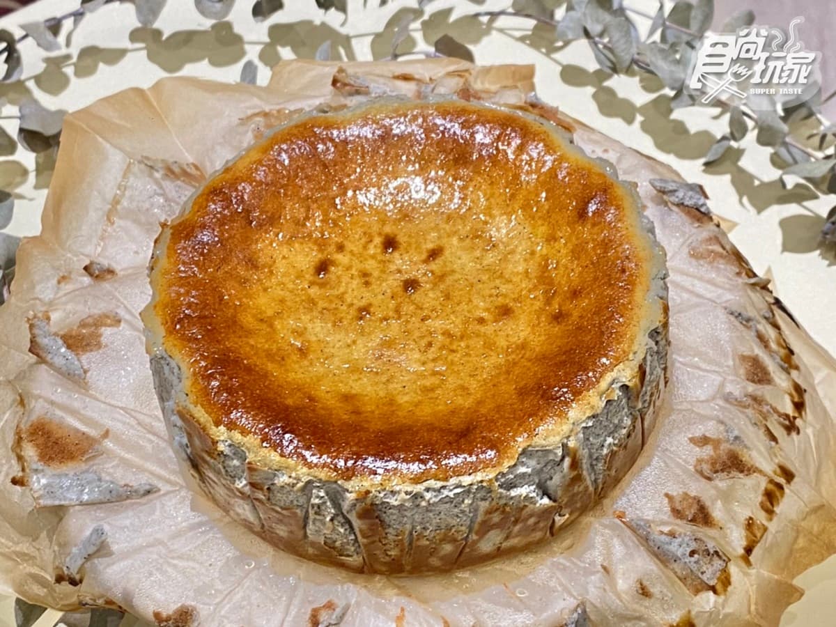40秒狂賣140顆!加州超夯「BASUKU巴斯克蛋糕」爆漿快閃登台+芝麻限定款口味 40秒狂賣140顆!加州超夯「BASUKU巴斯克蛋糕」爆漿快閃登台+芝麻限定款口味