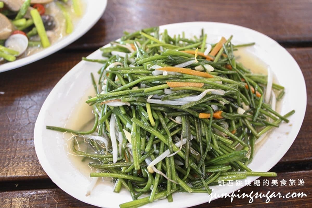 宜蘭十大必吃美食!4.5星「黃金窯烤雞」皮脆肉嫩超多汁,米其林主廚也推薦 宜蘭十大必吃美食!4.5星「黃金窯烤雞」皮脆肉嫩超多汁,米其林主廚也推薦