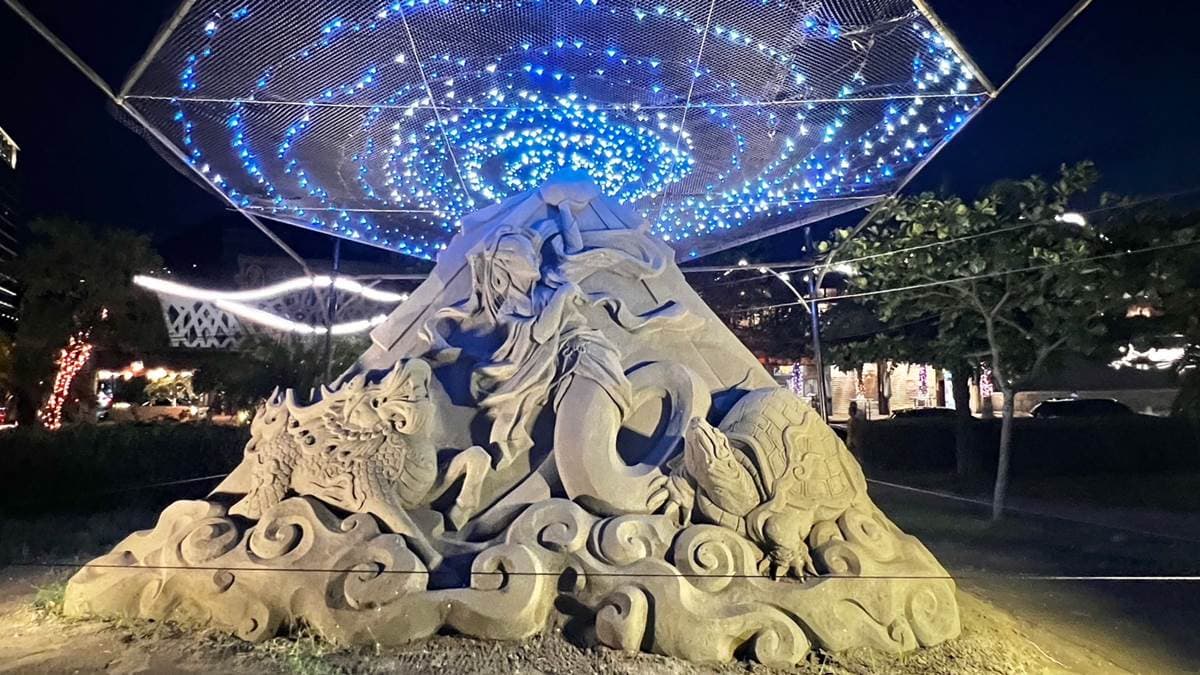 桃太郎、埃及法老現身!「2023八里沙雕展」免費拍16座神話作品,再賞光雕秀 桃太郎、埃及法老現身!「2023八里沙雕展」免費拍16座神話作品,再賞光雕秀
