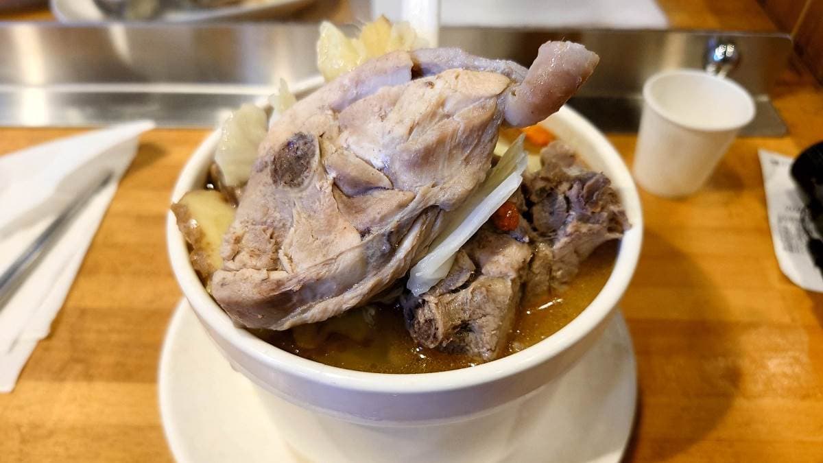 雙月食品社(森林公園店)