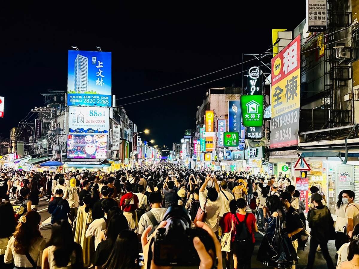 2023白晝之夜「這2天」登場!3展區+亮點一次看:街頭表演、宵夜美食市集 2023白晝之夜「這2天」登場!3展區+亮點一次看:街頭表演、宵夜美食市集