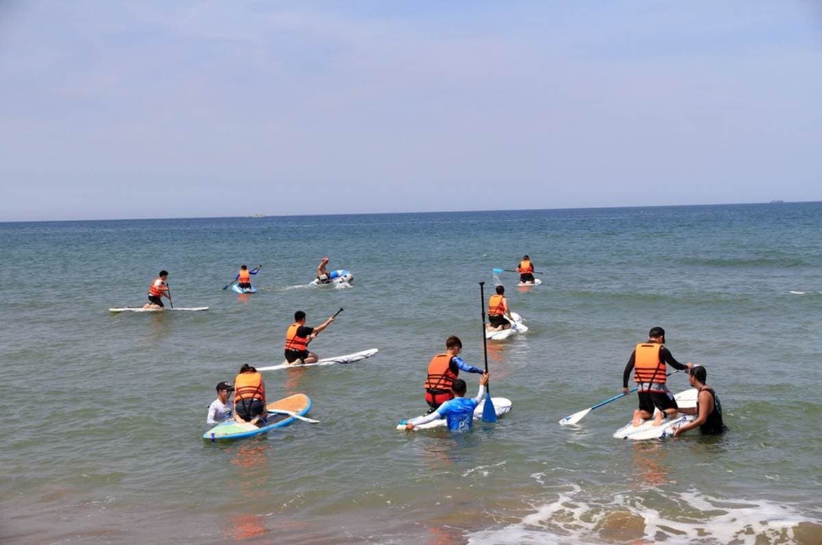 夏天必衝北海岸!白沙灣「40米氣墊溜滑梯」免費玩爆,晚上再逛浪漫海景步道 夏天必衝北海岸!白沙灣「40米氣墊溜滑梯」免費玩爆,晚上再逛浪漫海景步道