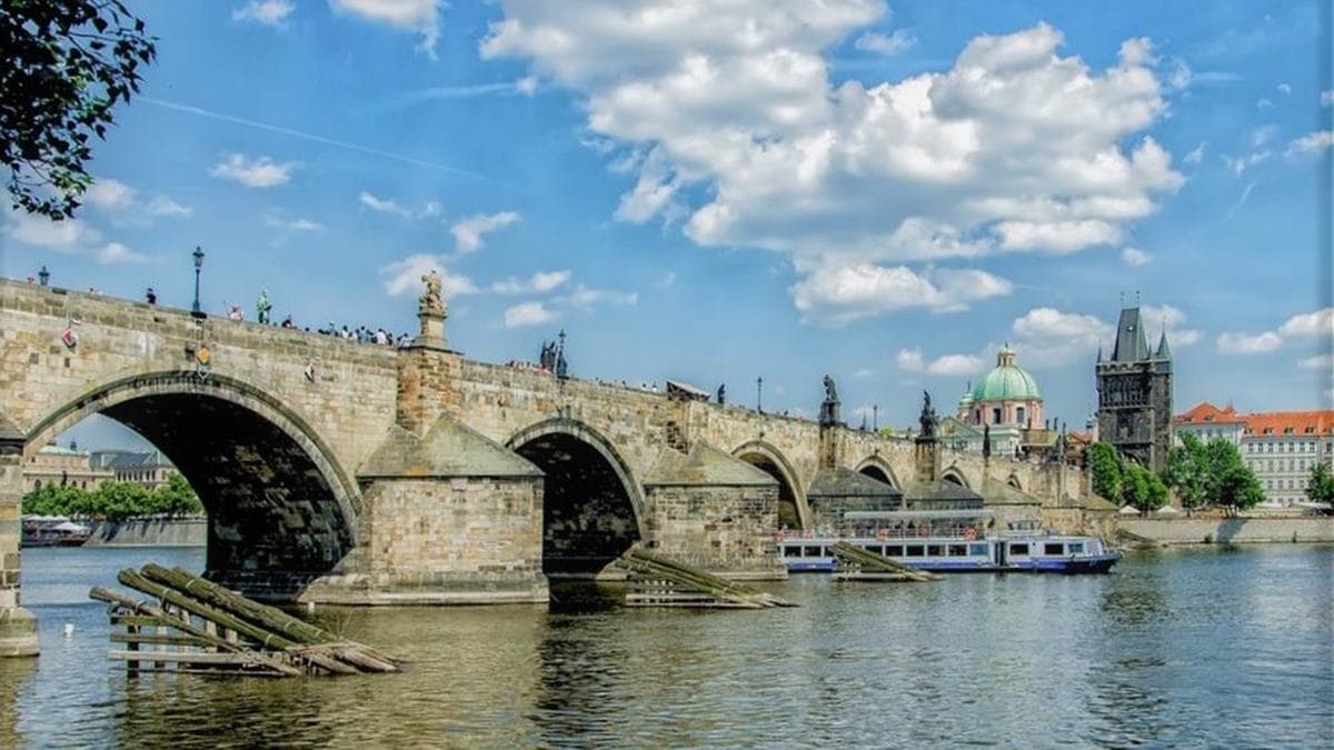 查理大橋 img