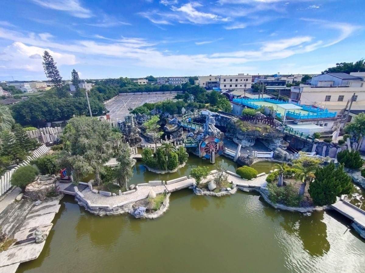 雲林免費景點推薦TOP12:飛天鵝溜滑梯、彩色松鼠公園、1秒飛泰國的台版大皇宮 雲林親子景點推薦:五年千歲公園
