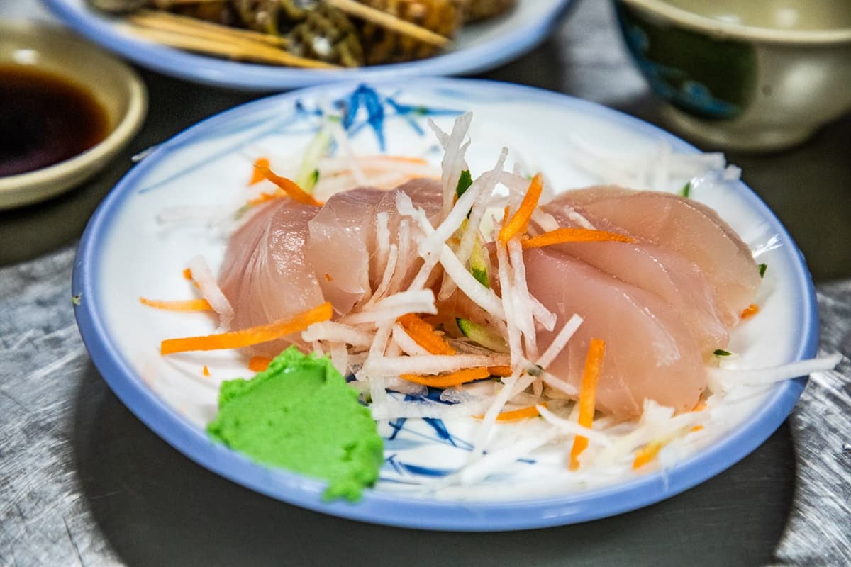 壽司每顆僅6元!高雄最佛「日本料理」比迴轉壽司便宜,10元生魚片也必吃 壽司每顆僅6元!高雄最佛「日本料理」比迴轉壽司便宜,10元生魚片也必吃
