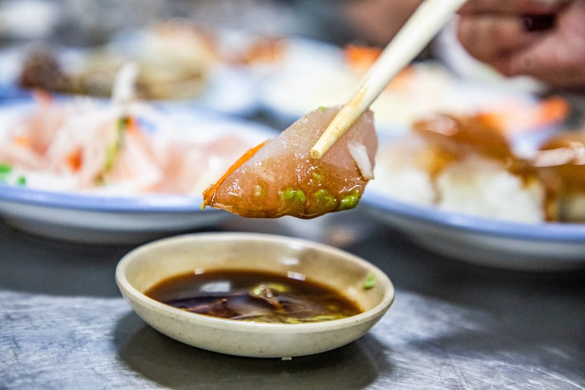 壽司每顆僅6元!高雄最佛「日本料理」比迴轉壽司便宜,10元生魚片也必吃 壽司每顆僅6元!高雄最佛「日本料理」比迴轉壽司便宜,10元生魚片也必吃