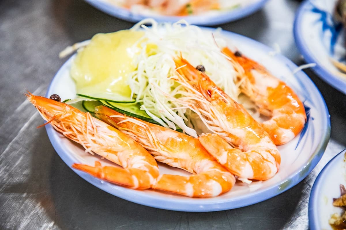 壽司每顆僅6元!高雄最佛「日本料理」比迴轉壽司便宜,10元生魚片也必吃 壽司每顆僅6元!高雄最佛「日本料理」比迴轉壽司便宜,10元生魚片也必吃
