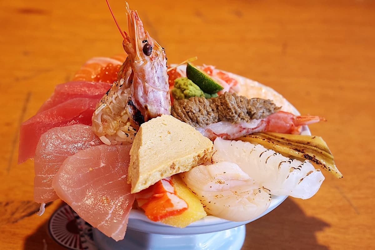 【食尚獨家優惠】買一送一快收!浮誇丼飯超狂限時優惠,再送「鯖魚一夜干」 【食尚獨家優惠】買一送一快收!浮誇丼飯超狂限時優惠,再送「鯖魚一夜干」