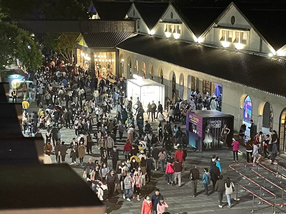 「2023白晝之夜」在信義區!必逛9大亮點:路邊電影院、超萌「貓市長」上任 「2023白晝之夜」在信義區!必逛9大亮點:路邊電影院、超萌「貓市長」上任