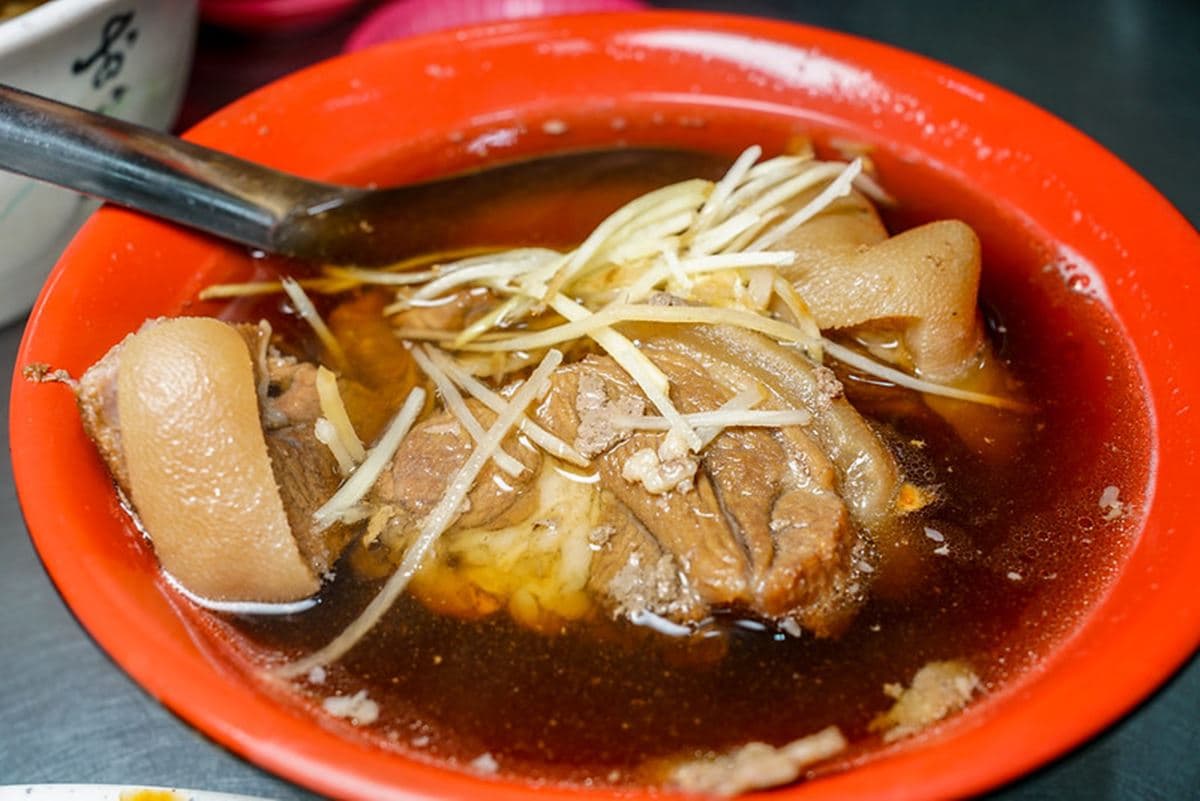 逛新店裕隆城順路吃!捷運七張站6美食:平民鼎泰豐、水餃界胖虎、爆餡芋泥 逛新店裕隆城順路吃!捷運七張站6美食:平民鼎泰豐、水餃界胖虎、爆餡芋泥