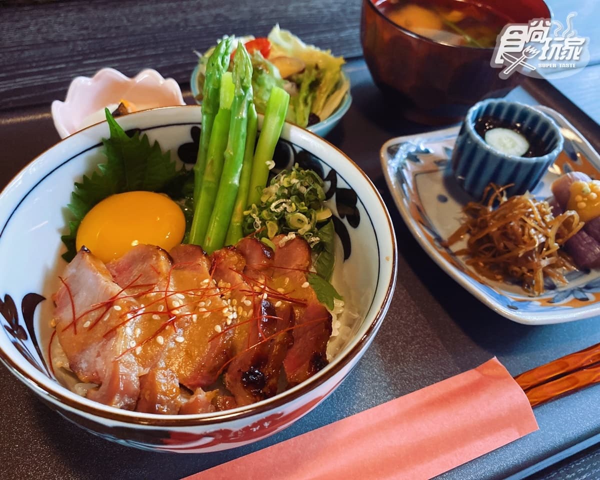 超浮誇「蒙布朗栗子蛋糕」!京町山本屋秋季新菜:栗子串糰子、招財貓最中 超浮誇「蒙布朗栗子蛋糕」!京町山本屋秋季新菜:栗子串糰子、招財貓最中